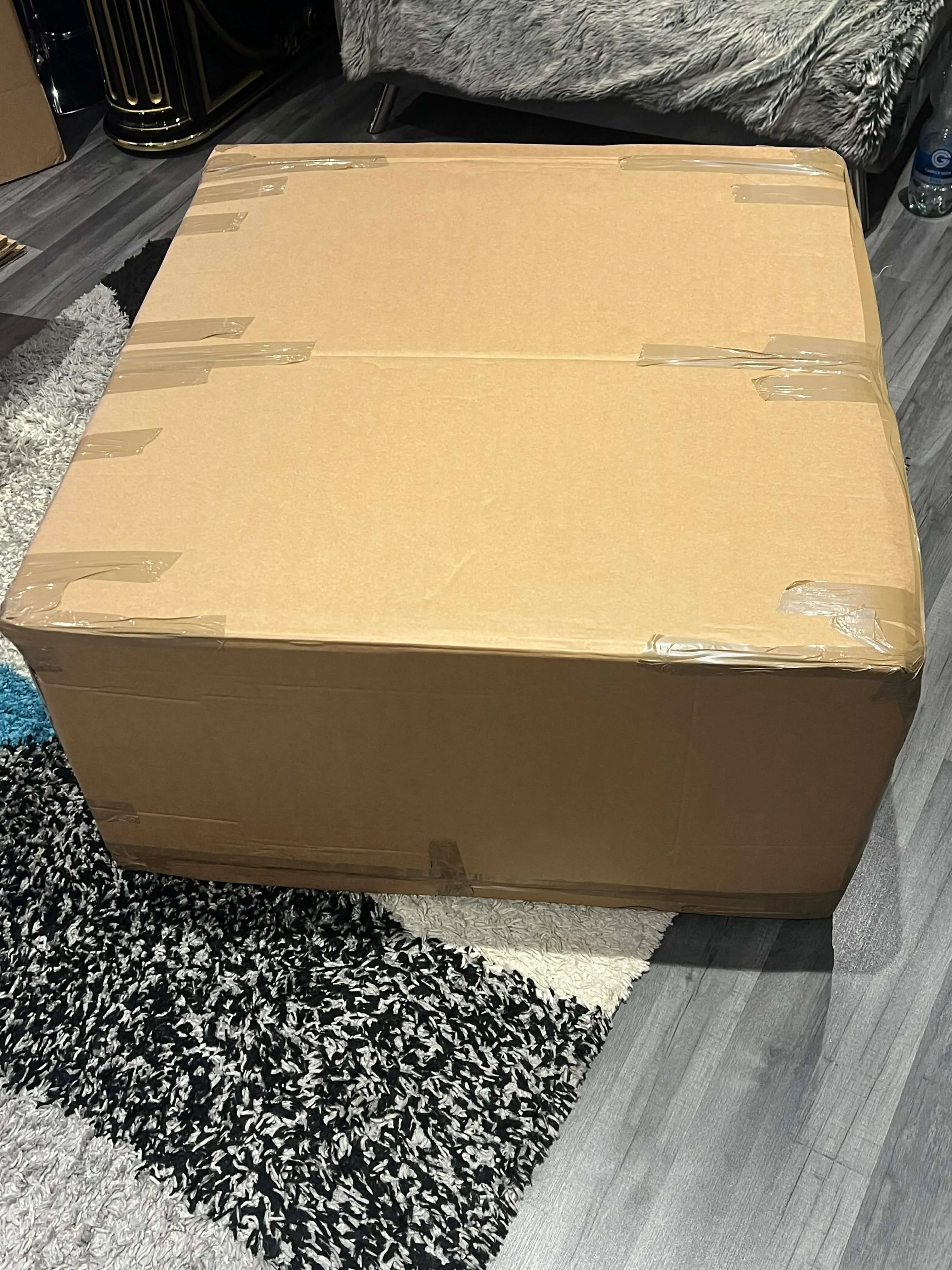 Packing and unpacking support